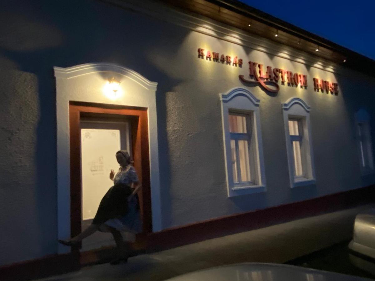 Kamarás Klastrom House Mogyoród Exterior foto